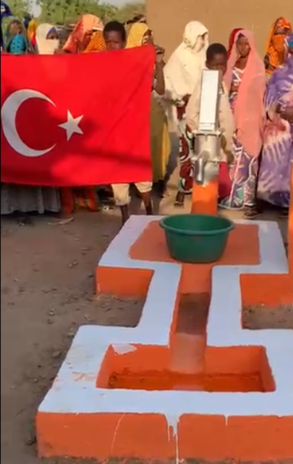 Afrika Tam Su Kuyusu