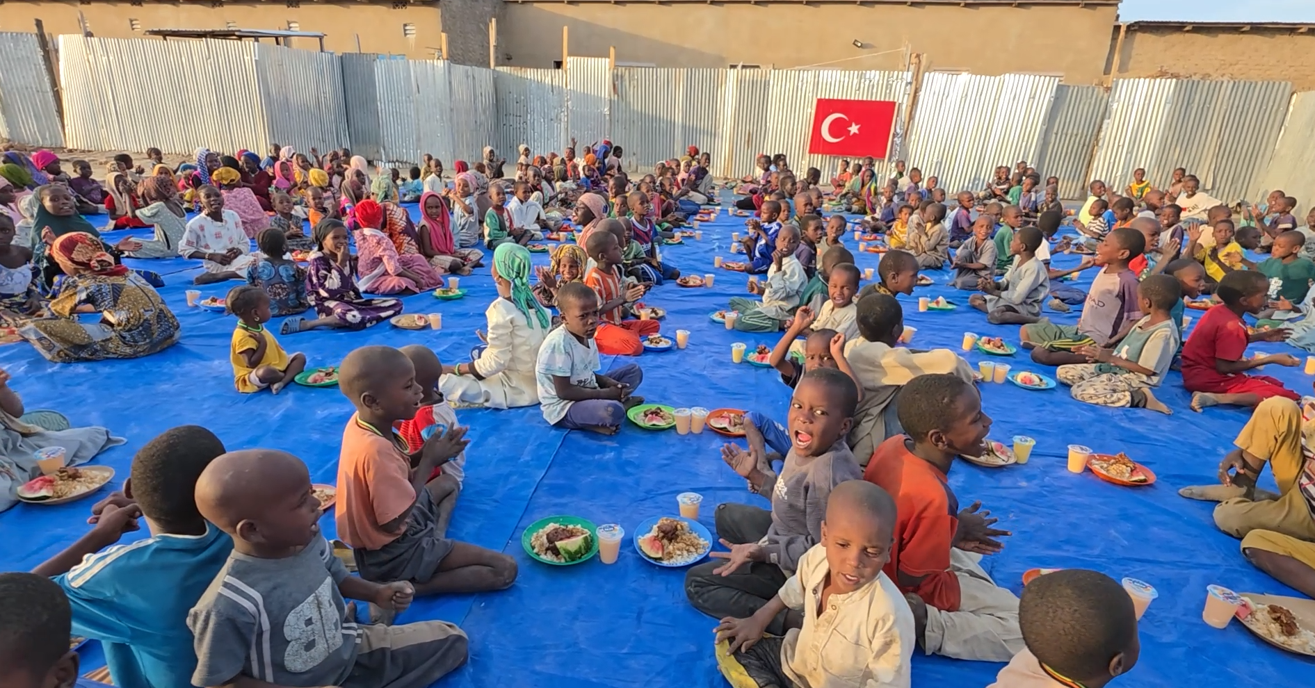 Afrika Yemek Yardımı